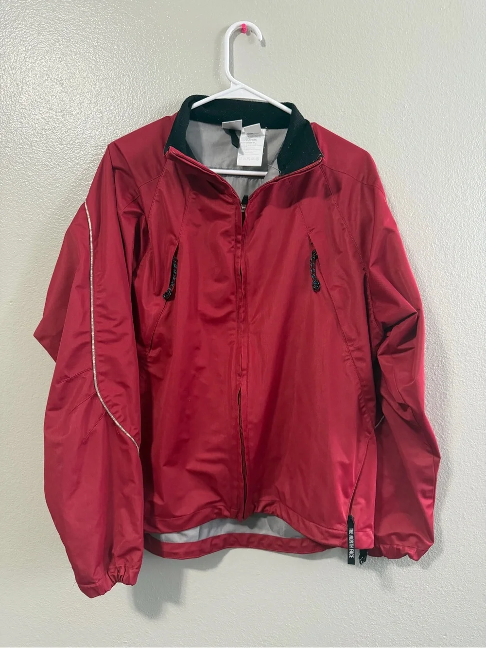 The North Face Men's Red Full-Zip Windbreaker